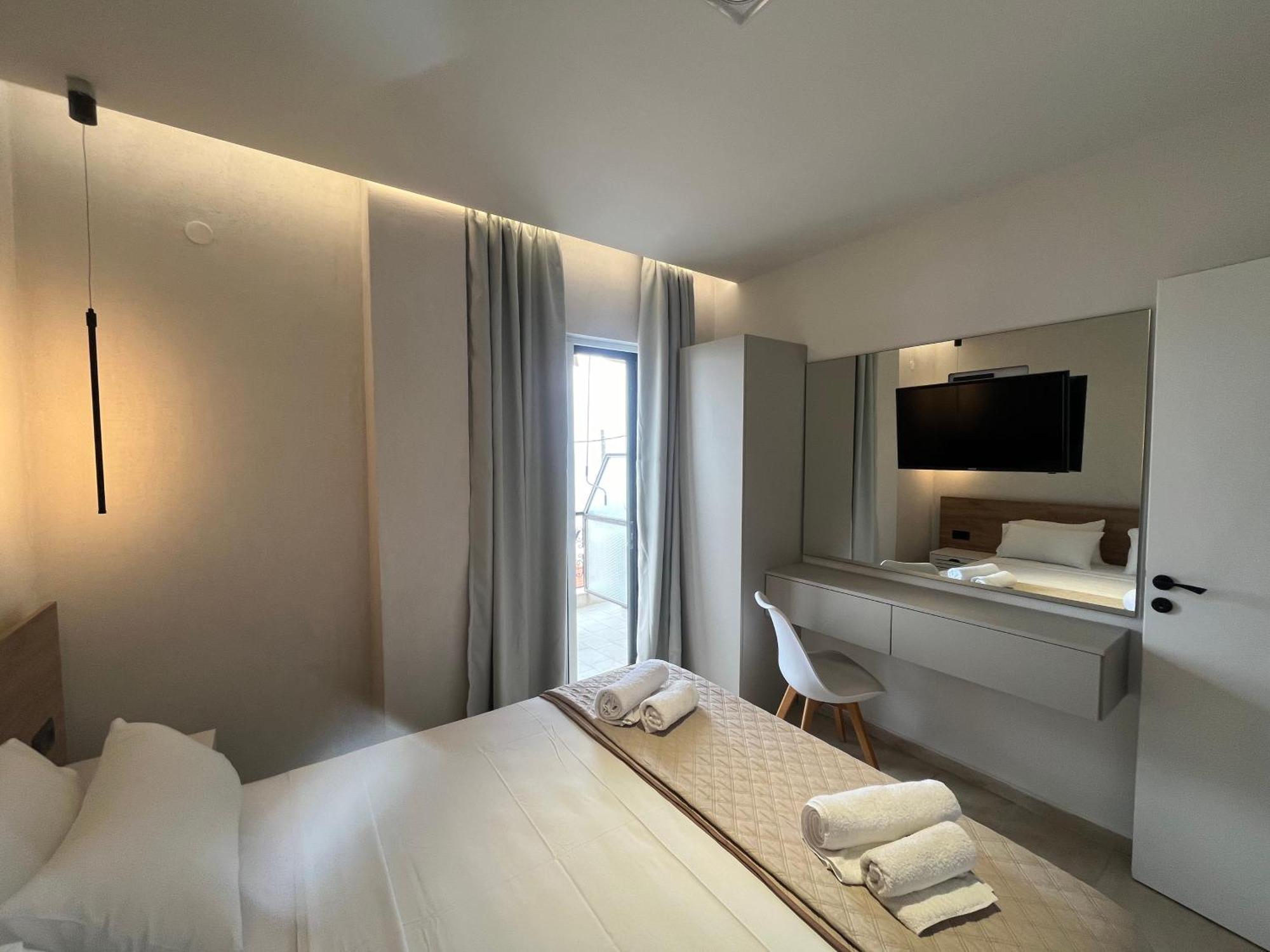 Okkio Sea View Apartment Vergia Exterior photo